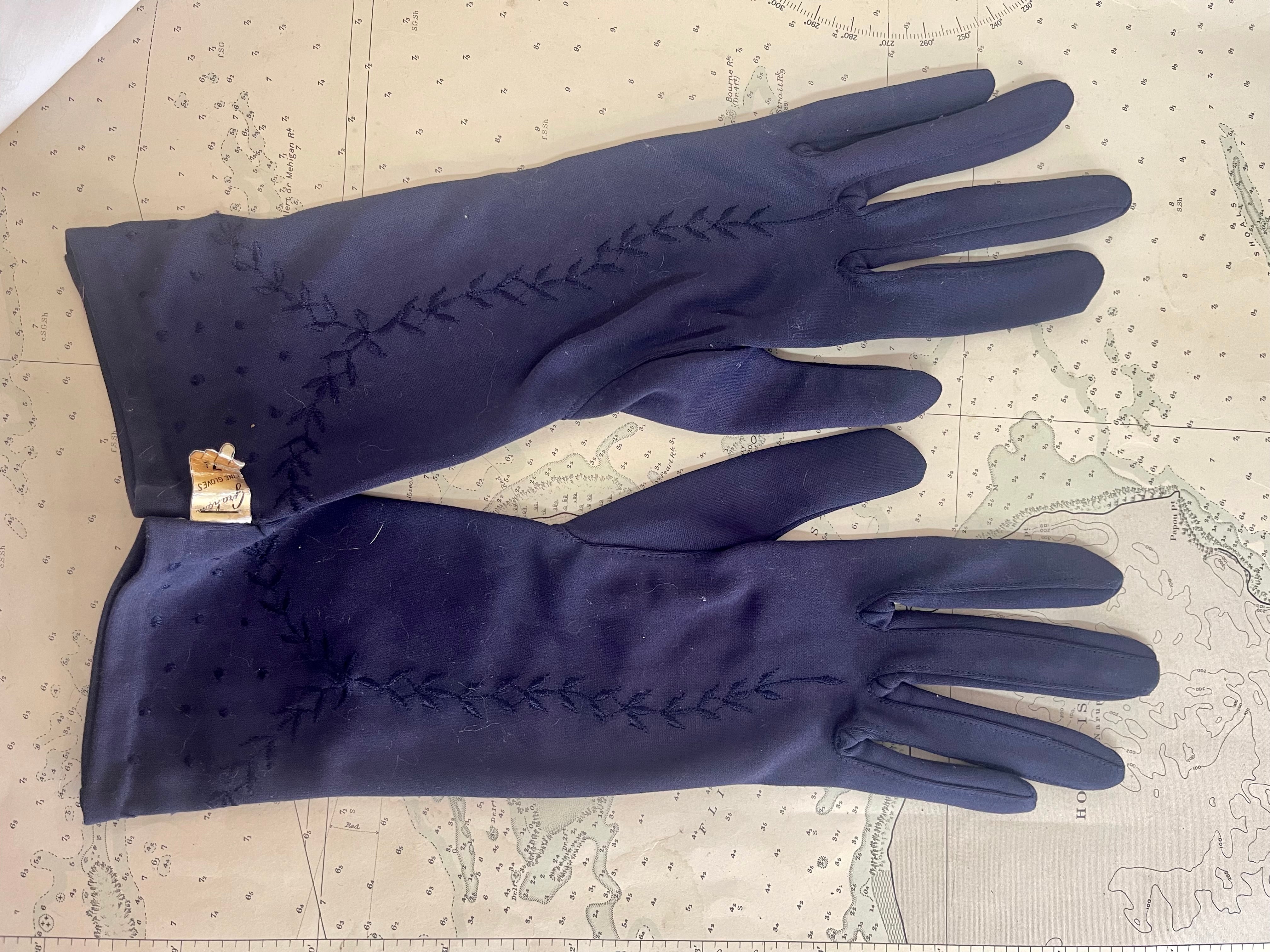 Navy blue deals ladies gloves