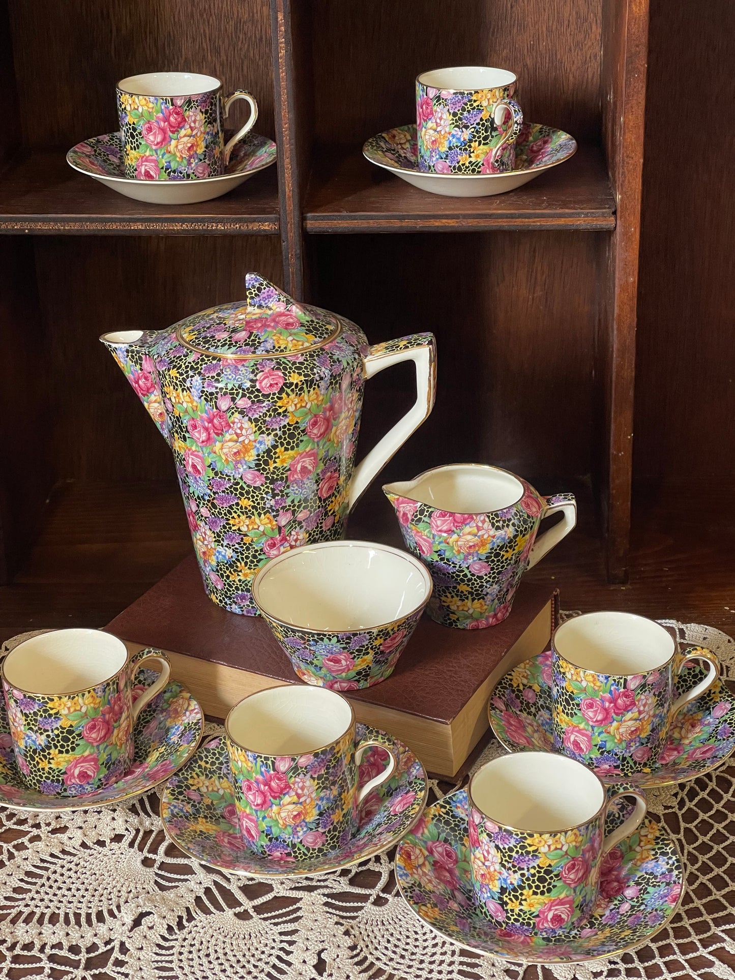 Royal Winton “Hazel” Art Deco Tea or Coffee Set for Six (1930s)