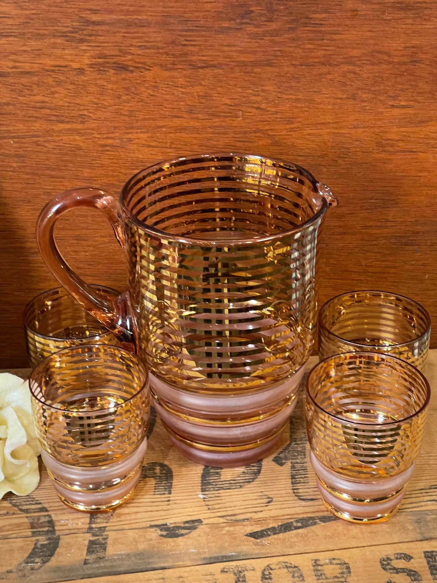 Vintage 1950s Striped Brown and Gold Glass jug and four Glasses