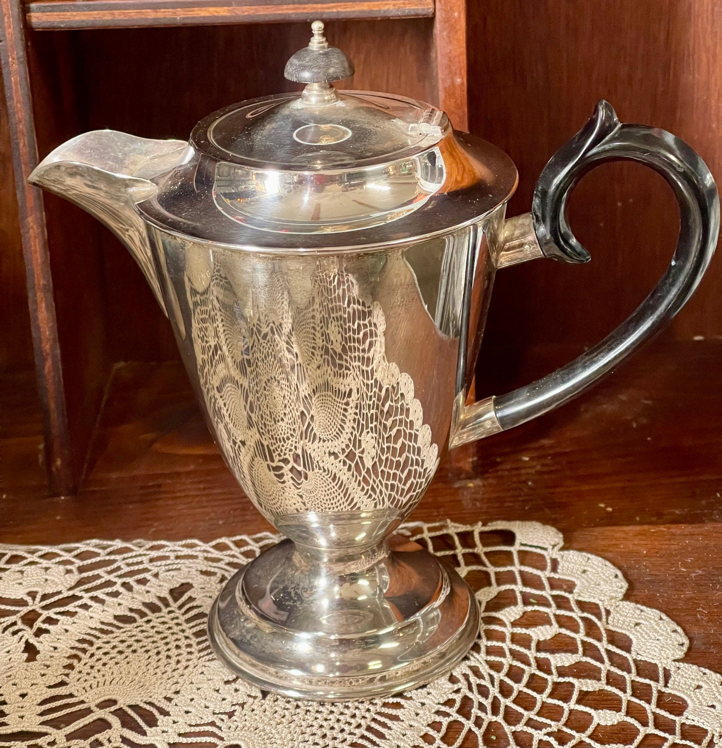 Necworth EPNS Coffee / Hot Water Pot with Bakelite Handle