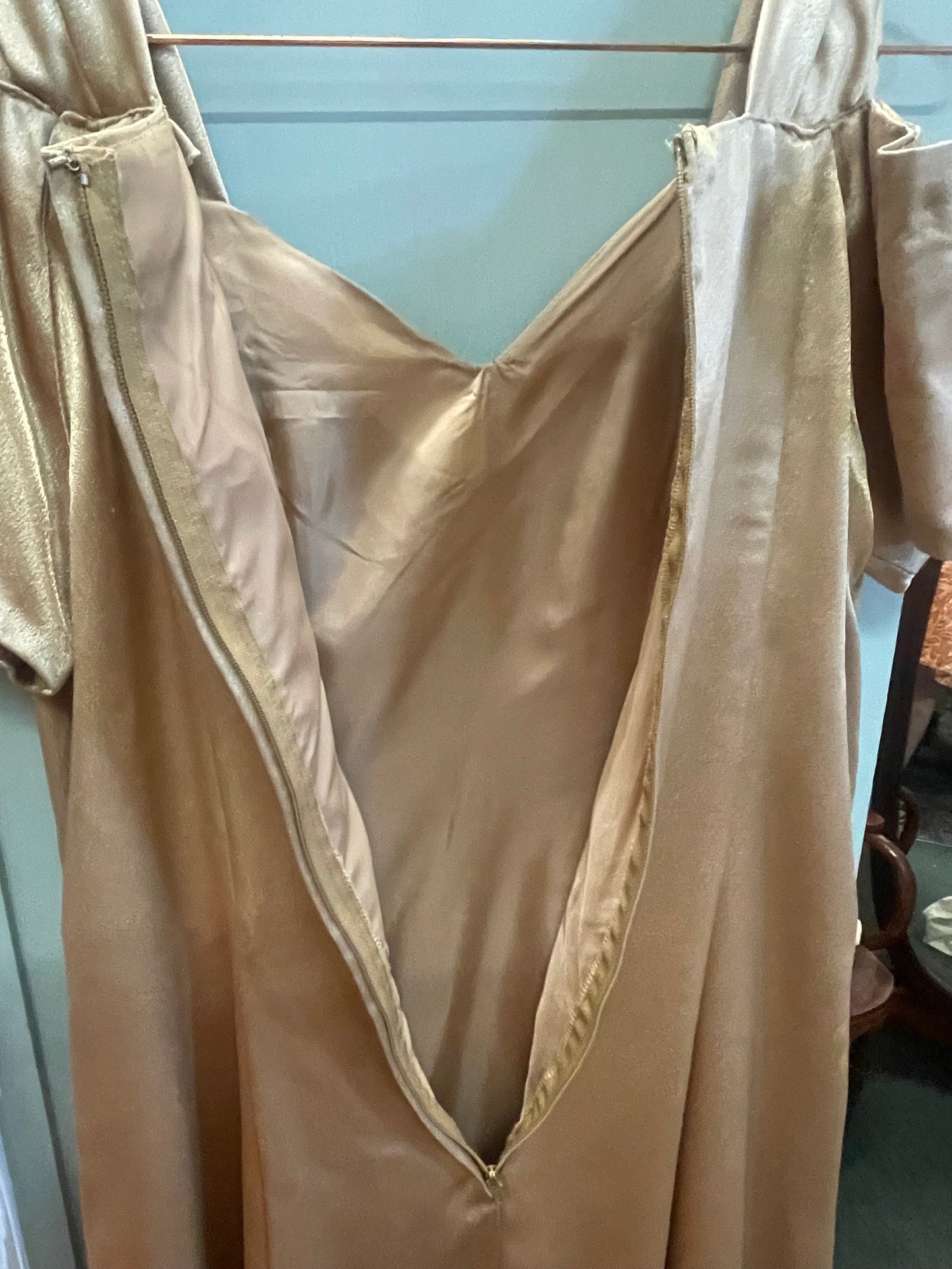 Vintage Satin Evening Dress – Champagne Gold (Size 14)