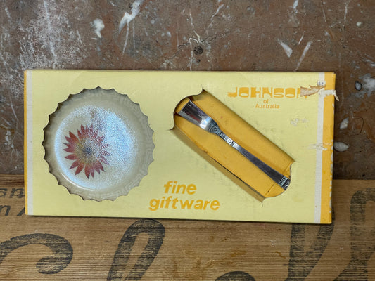Vintage 1970s Johnson of Australia Butter Dish & Knife Set – Retro Tableware in Original Box