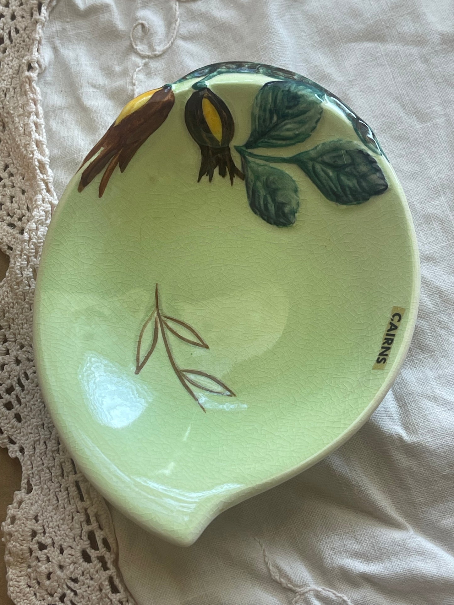 Vintage Carlton Ware Australian Design Leaf Dish – Botanical Rosehip Motif (Cairns Souvenir)