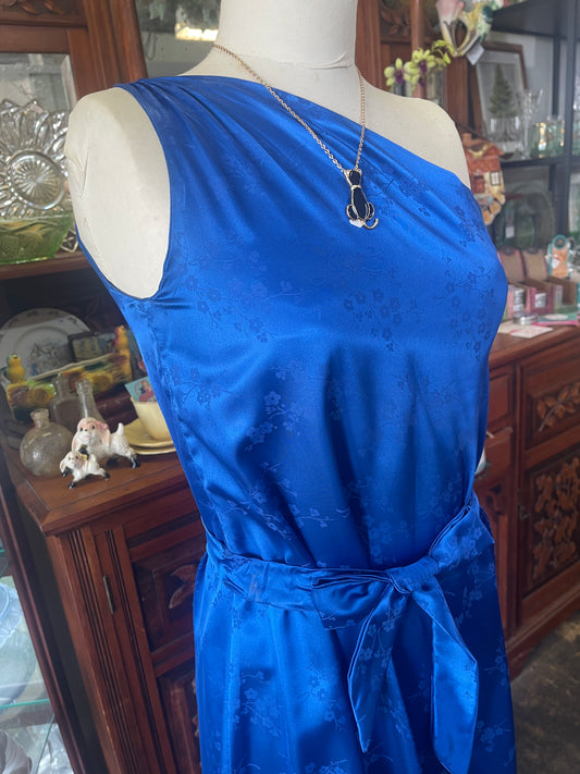 Vintage 70s handmade sleeveless one shoulder blue embossed satin dress Size 8-10