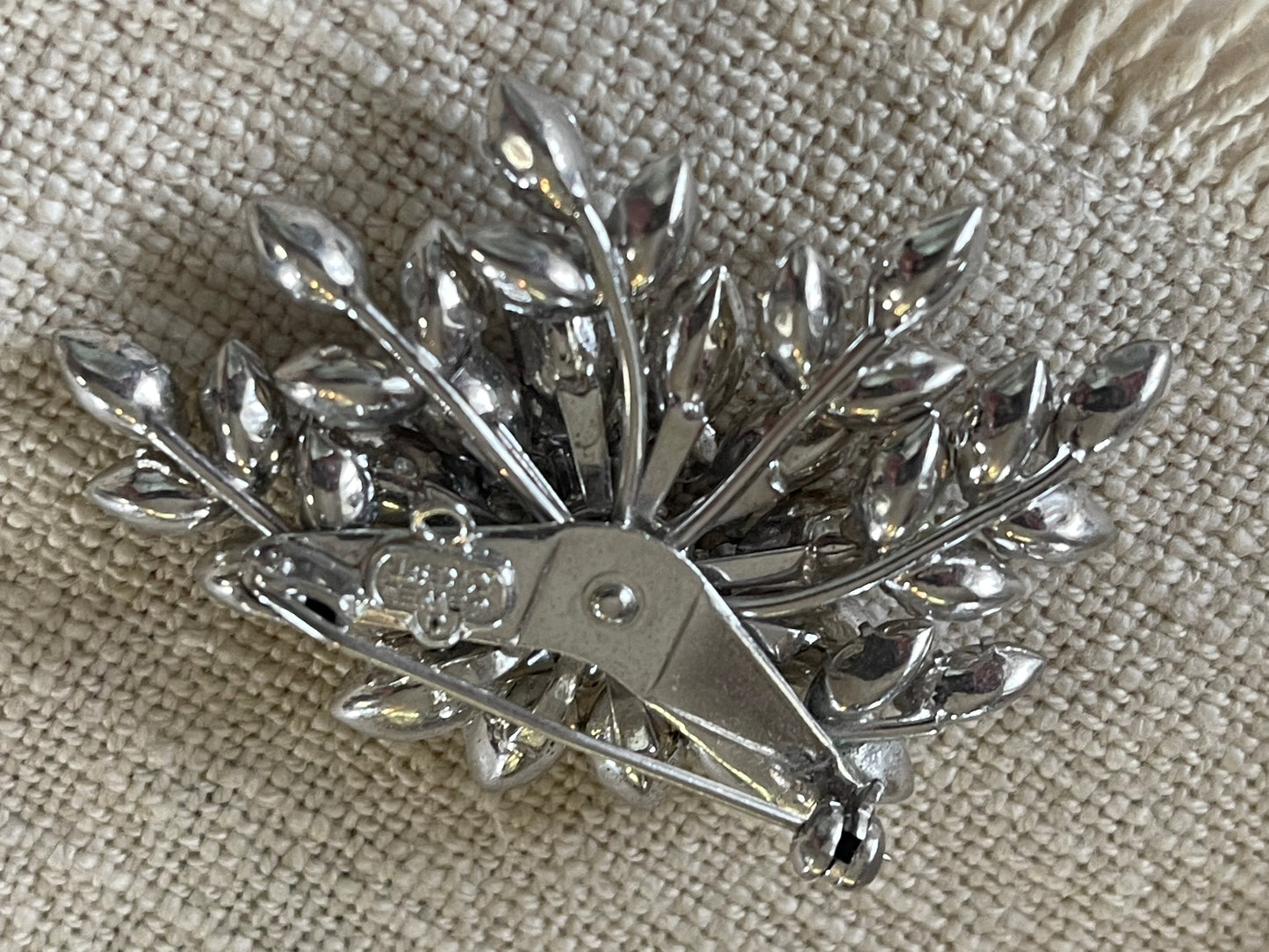 Vintage Rhinestone Spray Brooch – Mid Century Statement Piece (c.1950s–60s)