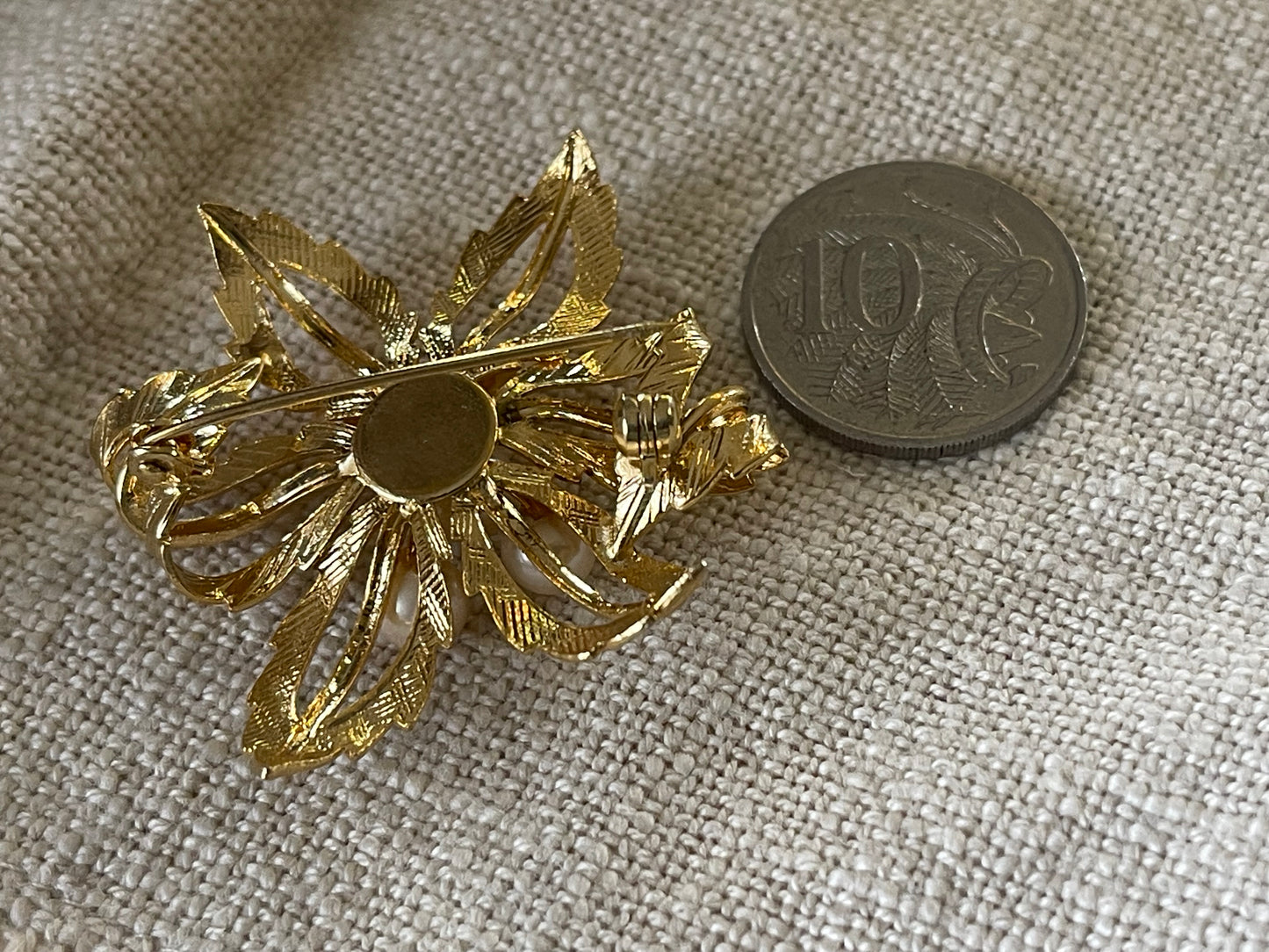 Vintage Faux Pearl Floral Spray Brooch (c.1950s–60s)