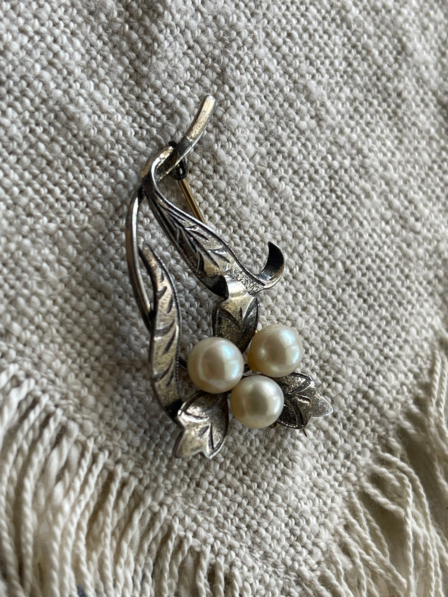 Vintage Sterling Silver & Pearl Floral Brooch – c.1950s–60s