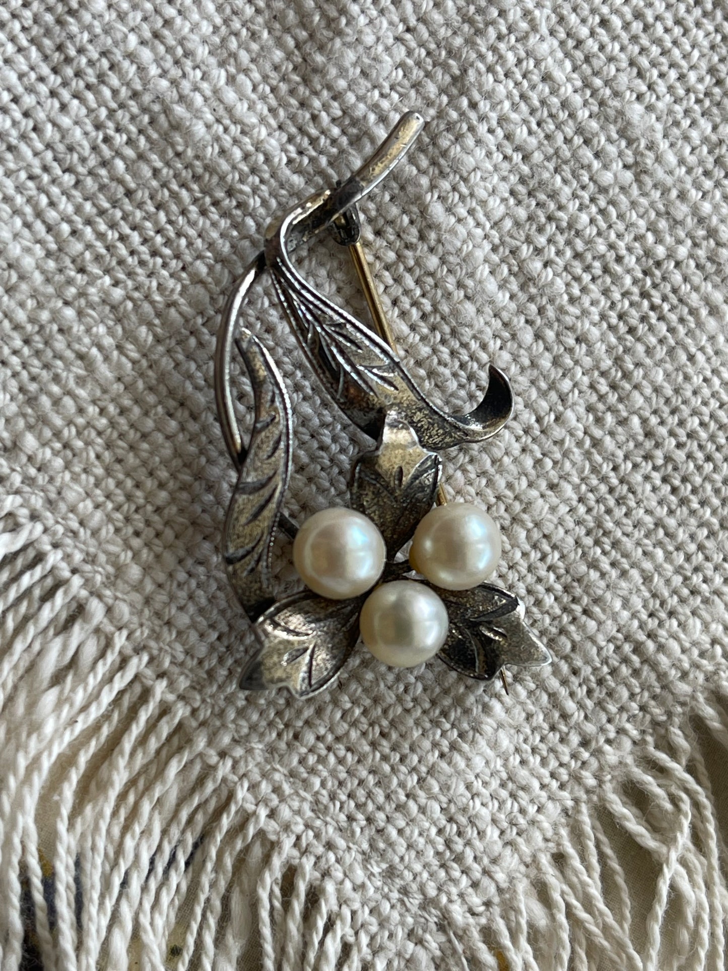 Vintage Sterling Silver & Pearl Floral Brooch – c.1950s–60s