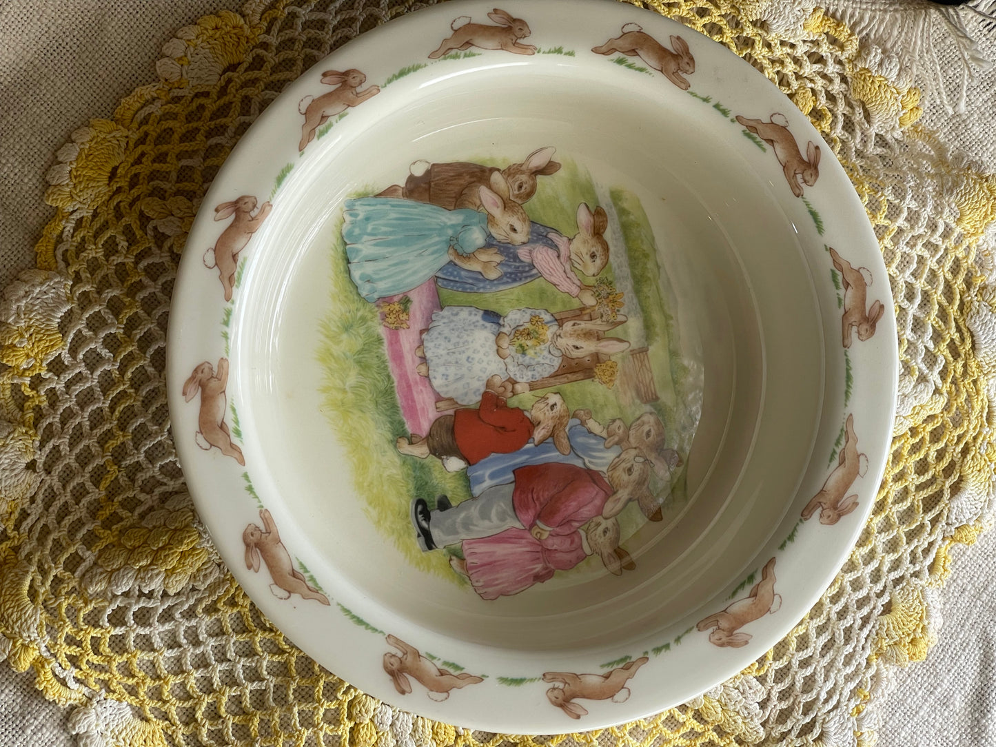 Vintage Royal Doulton Bunnykins Bowl – Early English Nursery China (c.1950s–60s)