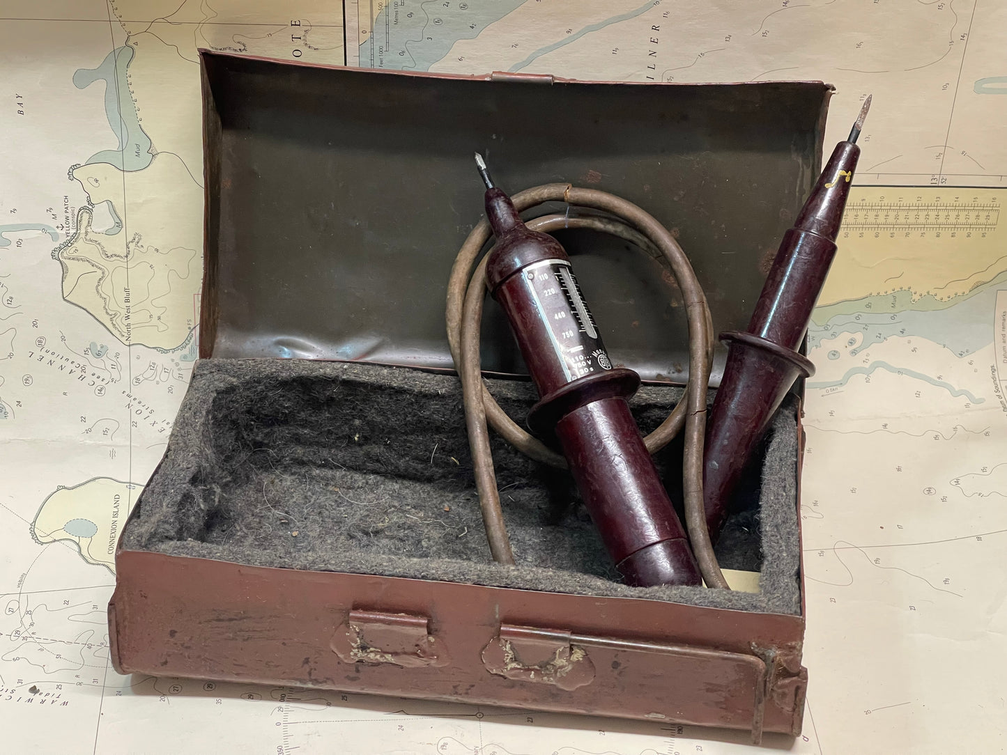 Vintage Bakelite Electrical Testing Set in Metal Case (c.1940s–50s)