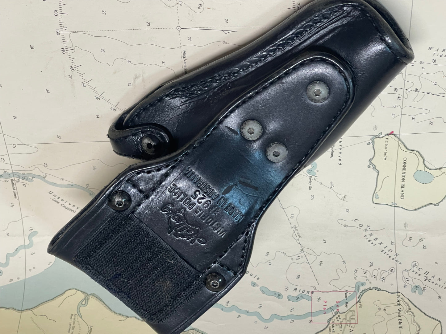Vintage Victoria Police Leather Holster – Safariland #925 (Made in Australia)
