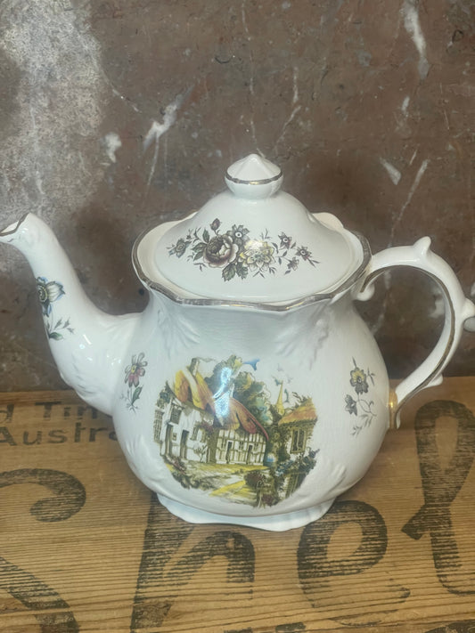 Vintage Price Kensington Teapot – English Cottage Scene, 18cm