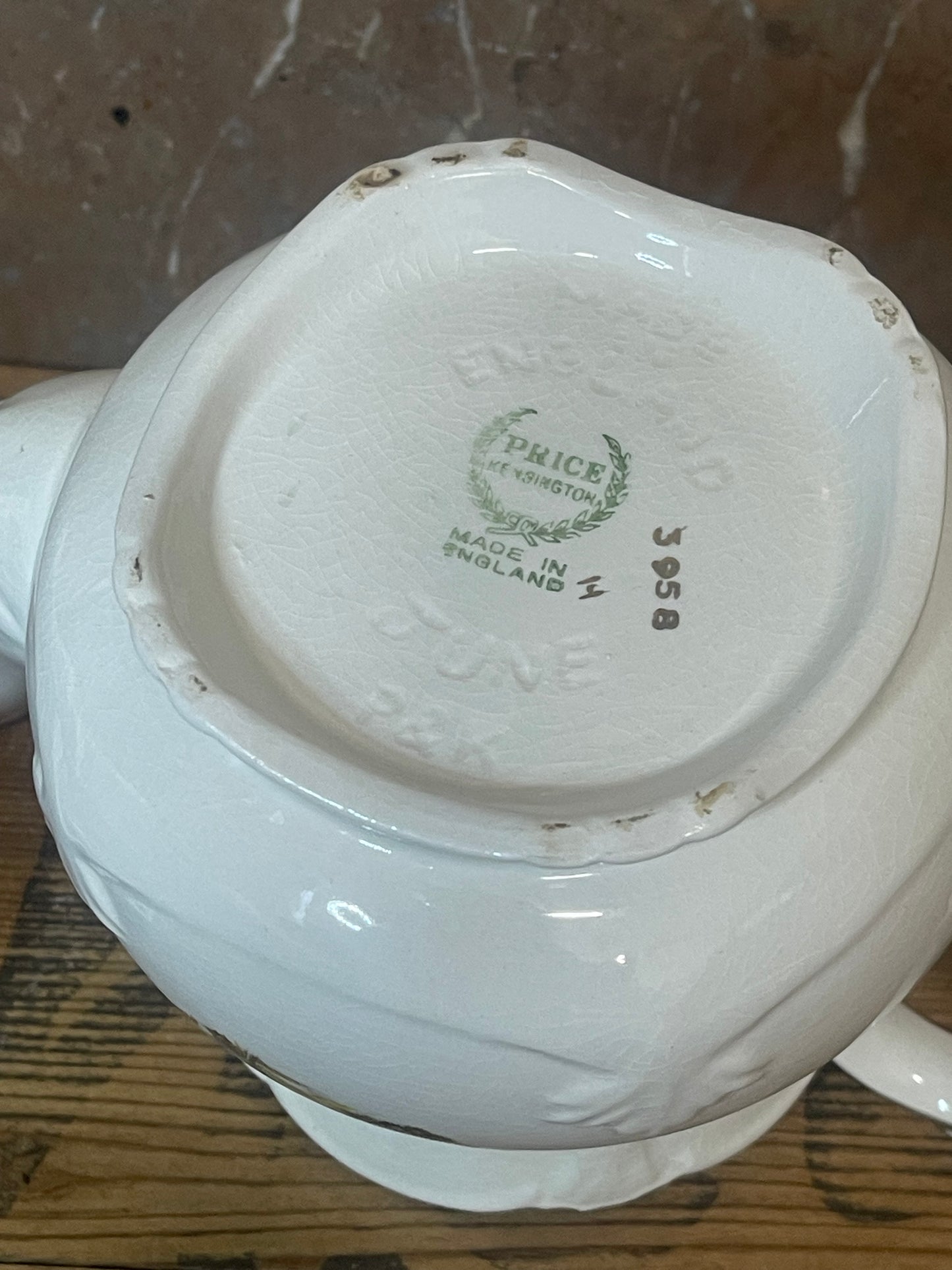 Vintage Price Kensington Teapot – English Cottage Scene, 18cm