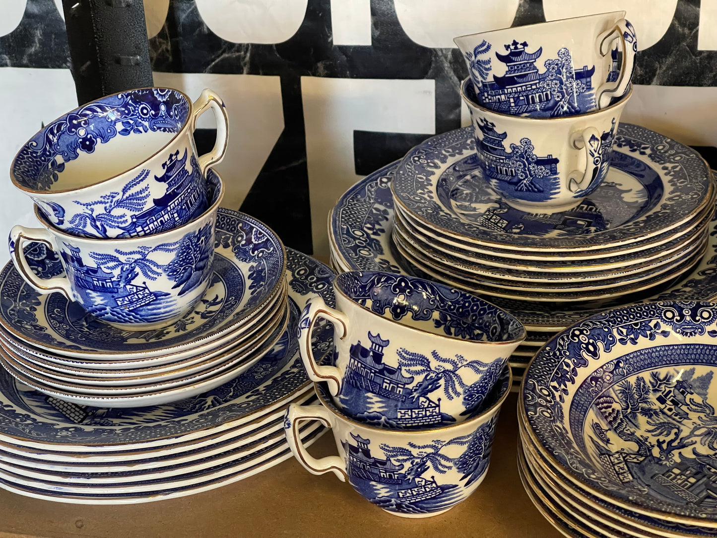 Vintage Burleigh Ware “Willow” Tea Set – Service for 6 (England, Blue & White with Gilt)