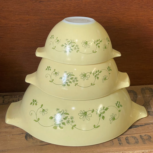 Pyrex Shenandoah Cinderella Mixing Bowls, by Corning Set of 3