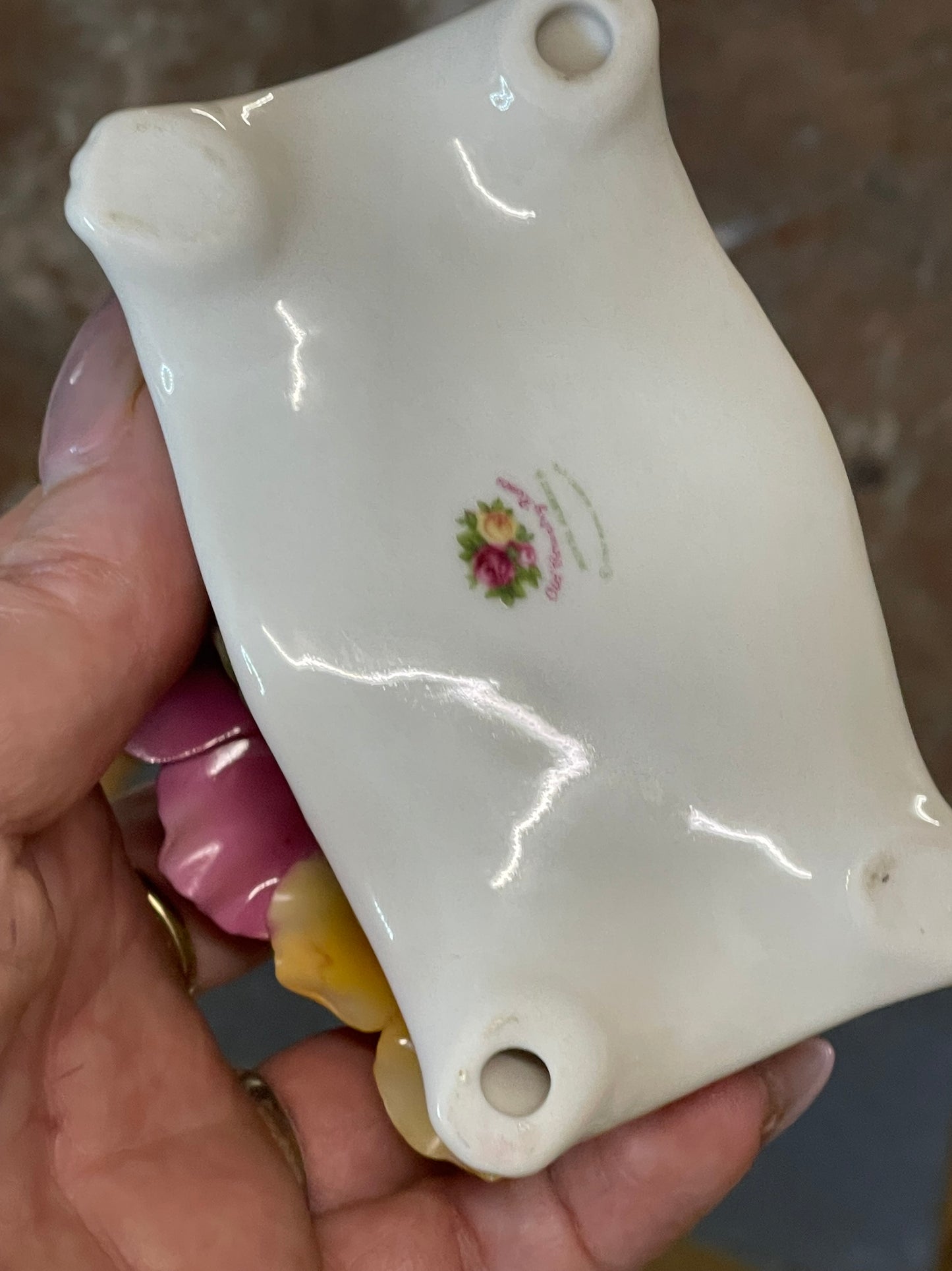 Royal Albert Old Country Roses Flower Holder – Postcard/Letter Rack