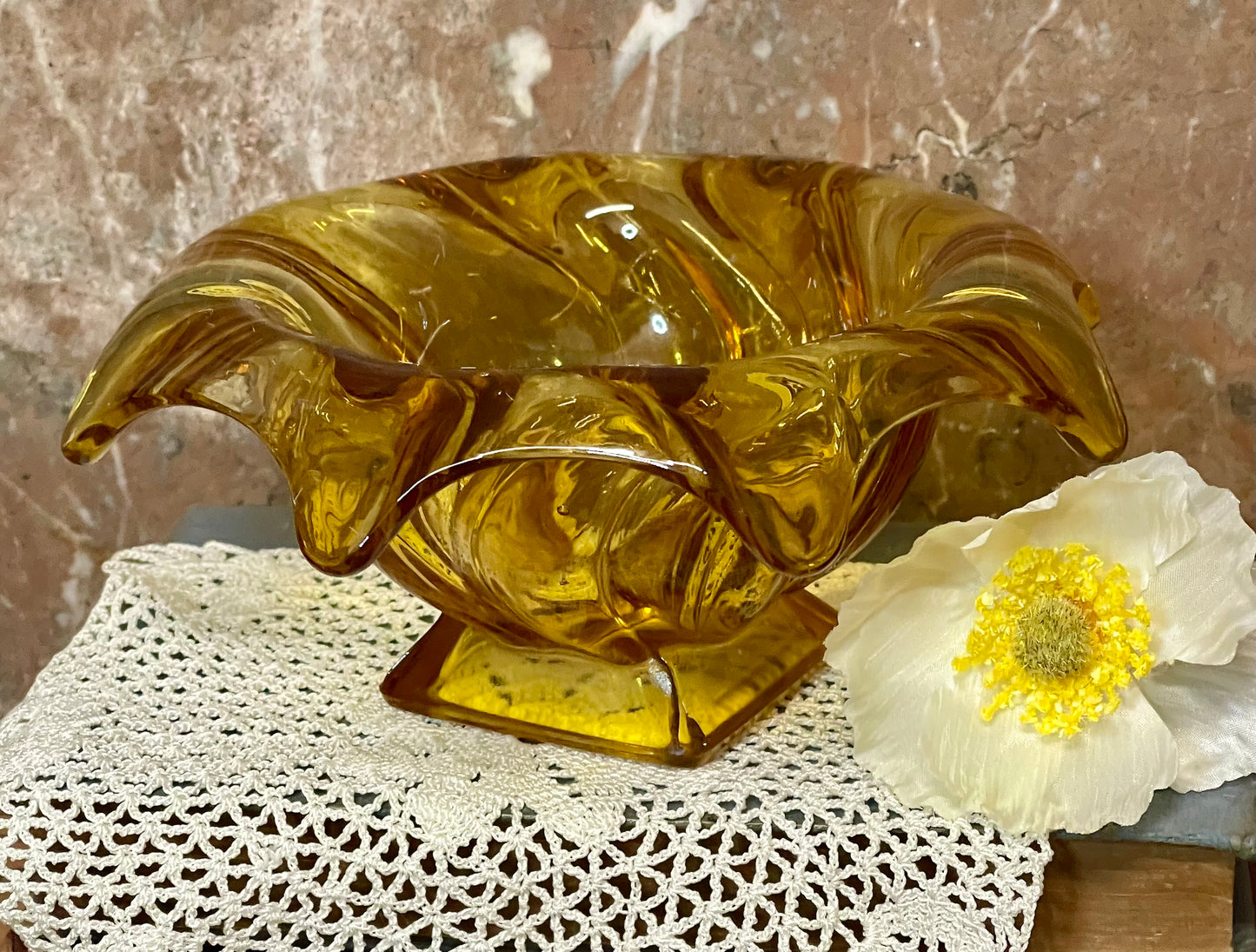 Vintage Bagley Amber Glass Swirl-Edge Pedestal Bowl – Art Deco Depression Glass (c.1930s, England)