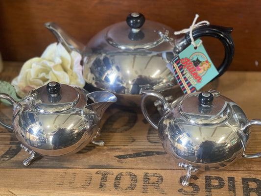 Vintage 1950s Australian made Paramount silver plate teapot jug and sugar bowl