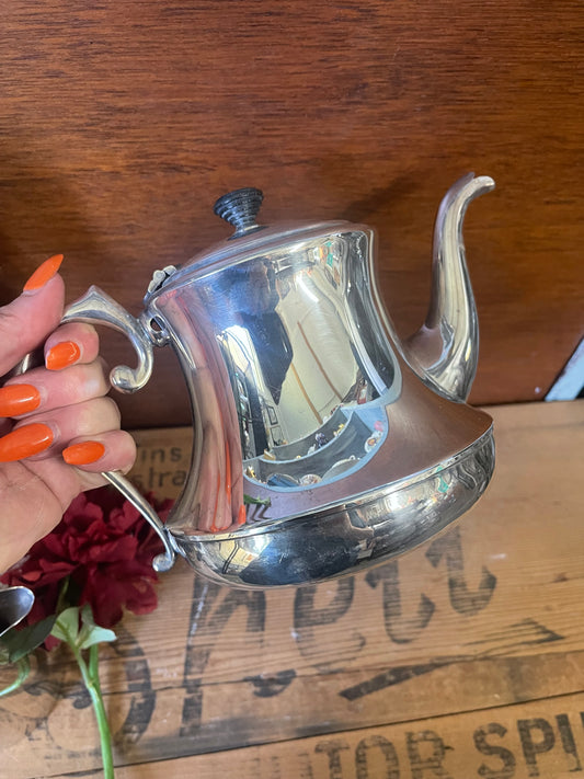 Vintage 1930s Australian Imperial Phoenix silver plate tea pot