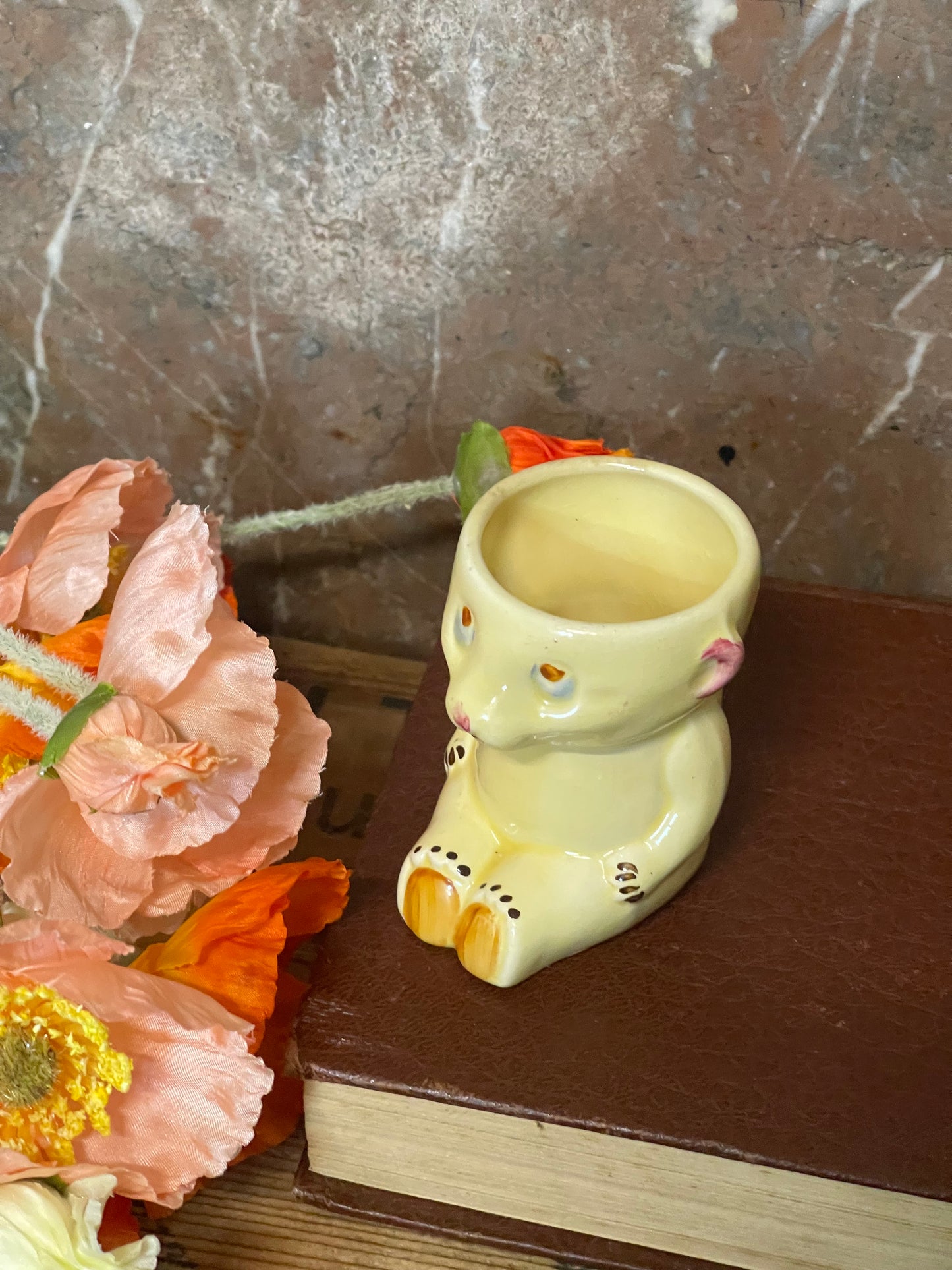 Vintage Teddy Bear Egg Cup – Keele St Pottery, England