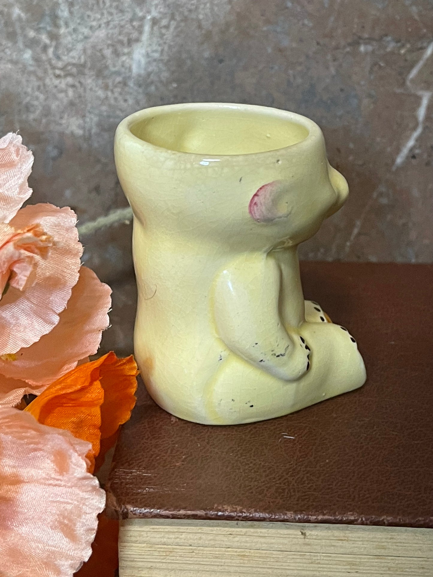 Vintage Teddy Bear Egg Cup – Keele St Pottery, England
