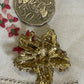 Vintage Textured Gold-Tone Floral Brooch – 5 cm
