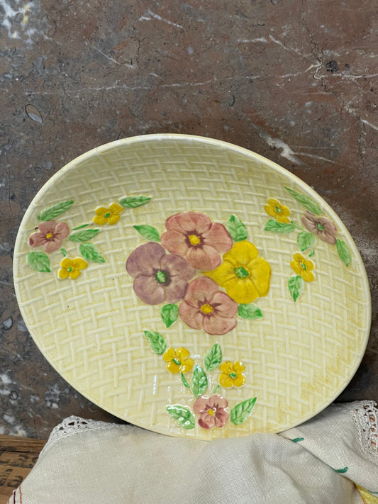 Vintage Wade Heath Basketweave Bowl with Pansies – 1930s–40s (25 cm)