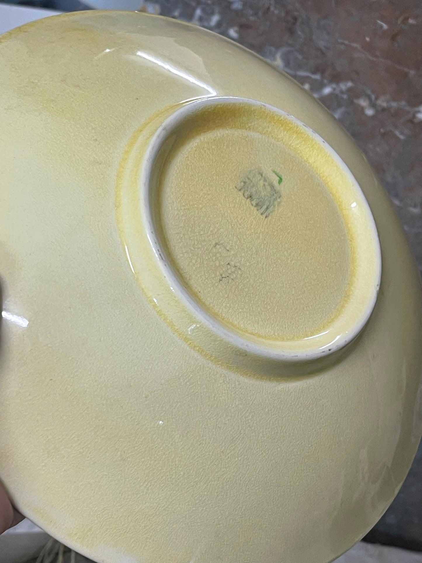 Vintage Wade Heath Basketweave Bowl with Pansies – 1930s–40s (25 cm)