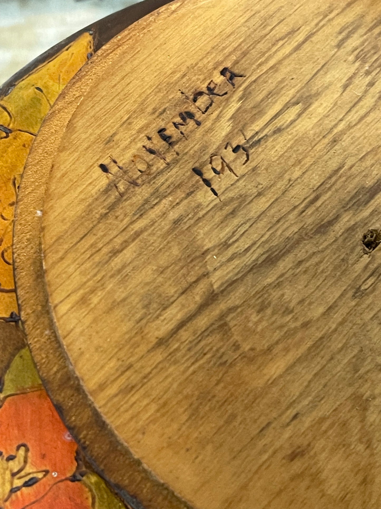 1935 Pokerwork Bread Board with Removable Cutting Surface – Hand Decorated