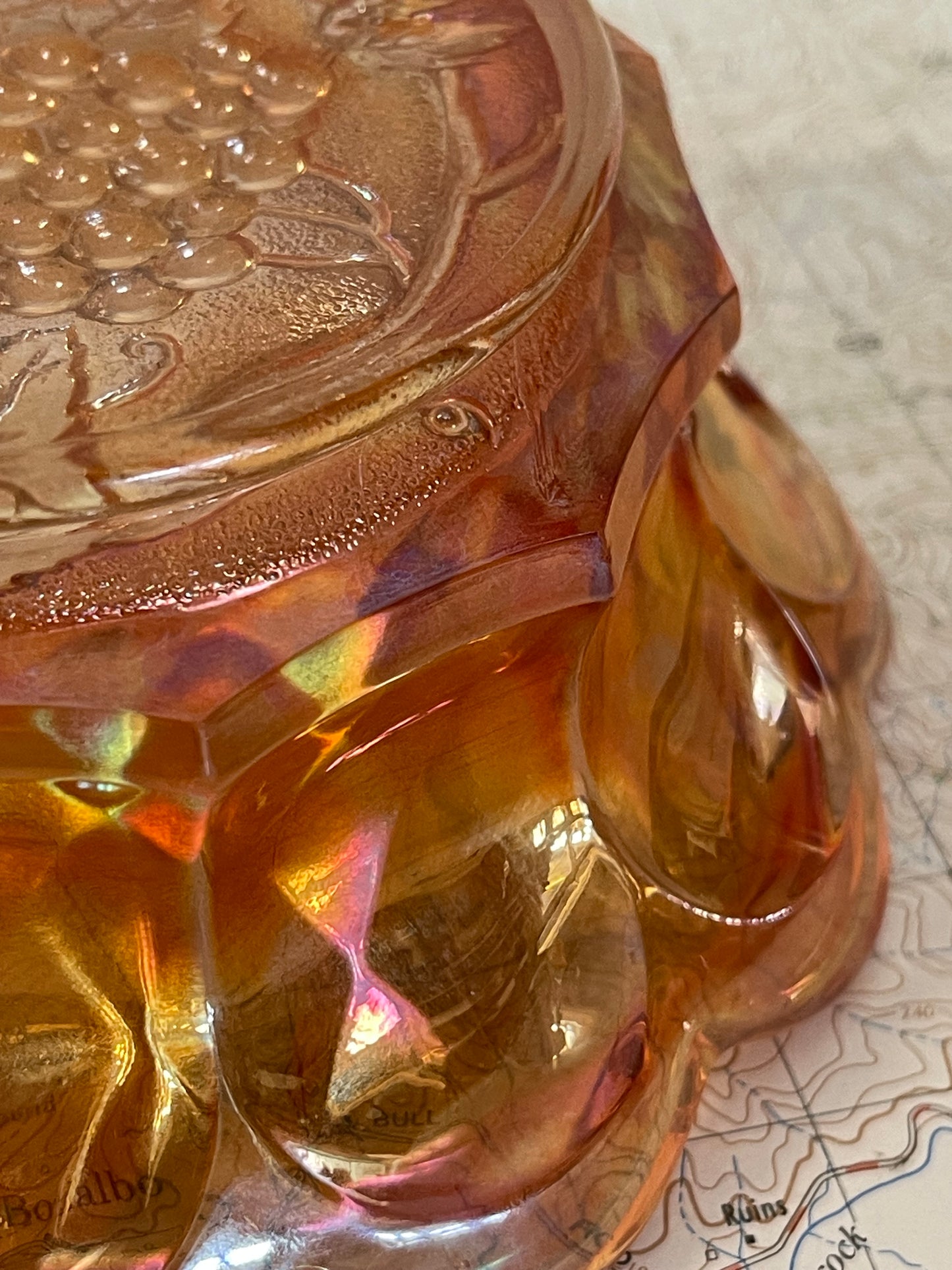 Vintage Marigold Carnival Glass Bowl with Grape & Leaf Pattern – 15cm