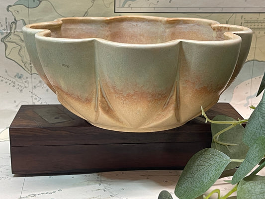 Large Australian Mid-Century Scalloped Ceramic Pottery Console Bowl / Planter