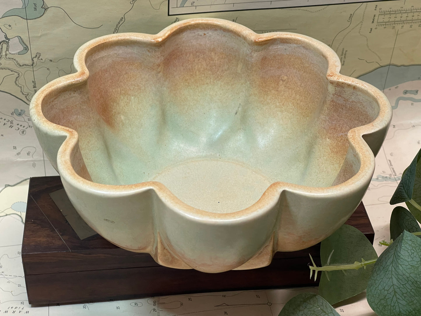 Large Australian Mid-Century Scalloped Ceramic Pottery Console Bowl / Planter