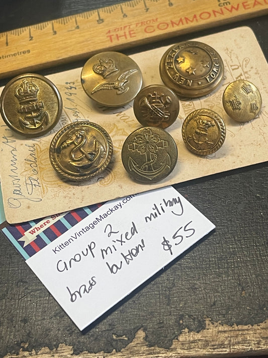 Vintage mixed Australian military brass buttons