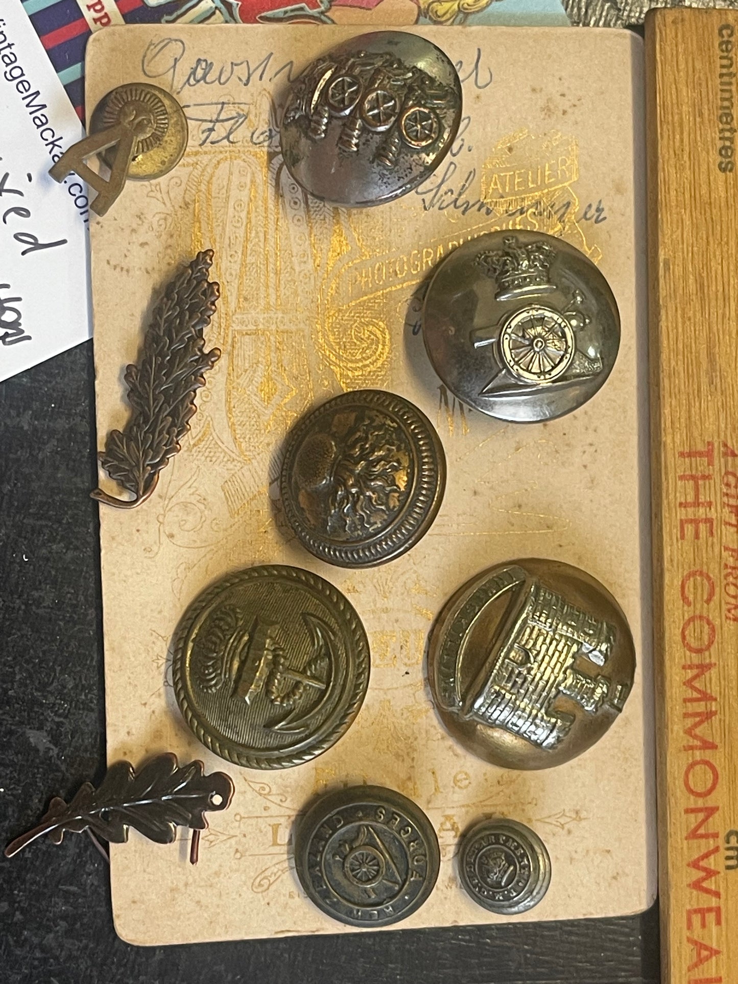 Vintage mixed Australian military buttons