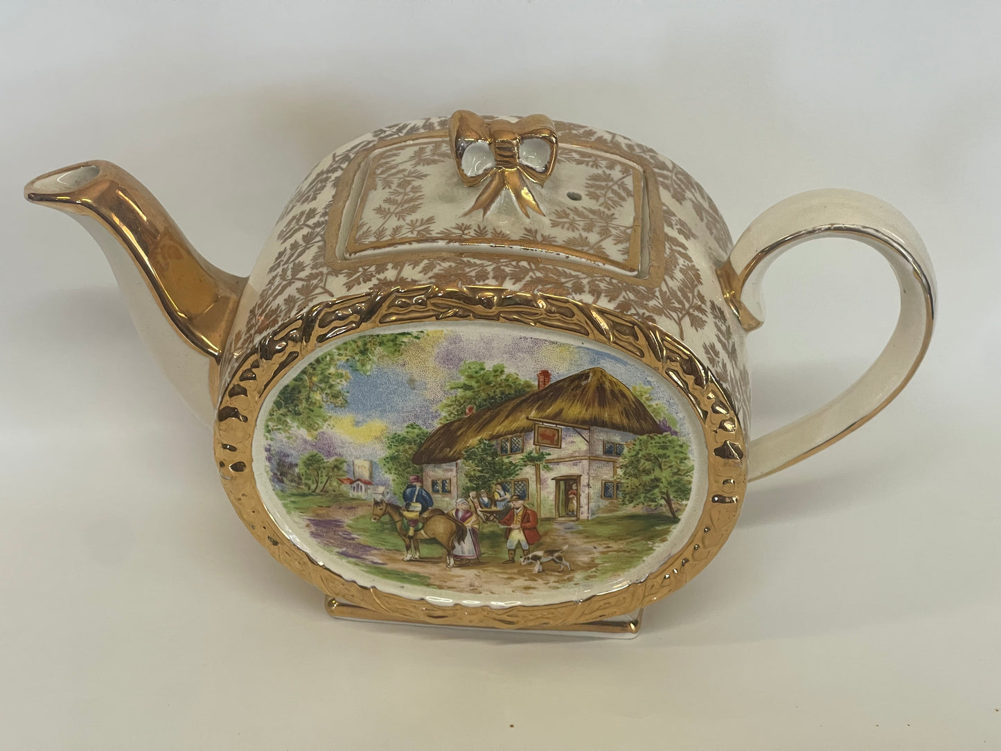 Vintage 1930s Sadler Barrel Tea Pot with Country Tavern Scene