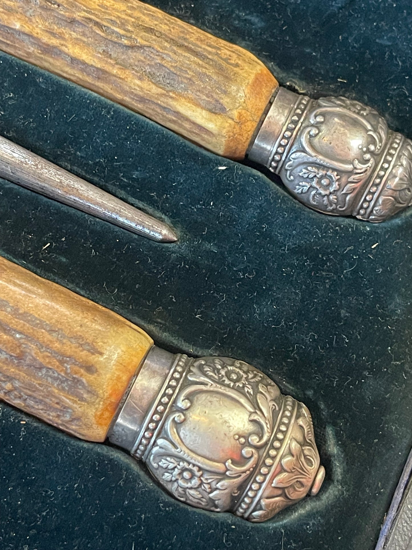 Antique Mappin & Webb Carving Set in Original Case – Stag Antler Handles – Victorian / Edwardian