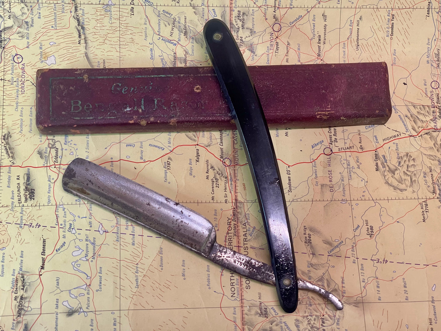 Antique Bengall Cut Throat Razor with Original Box