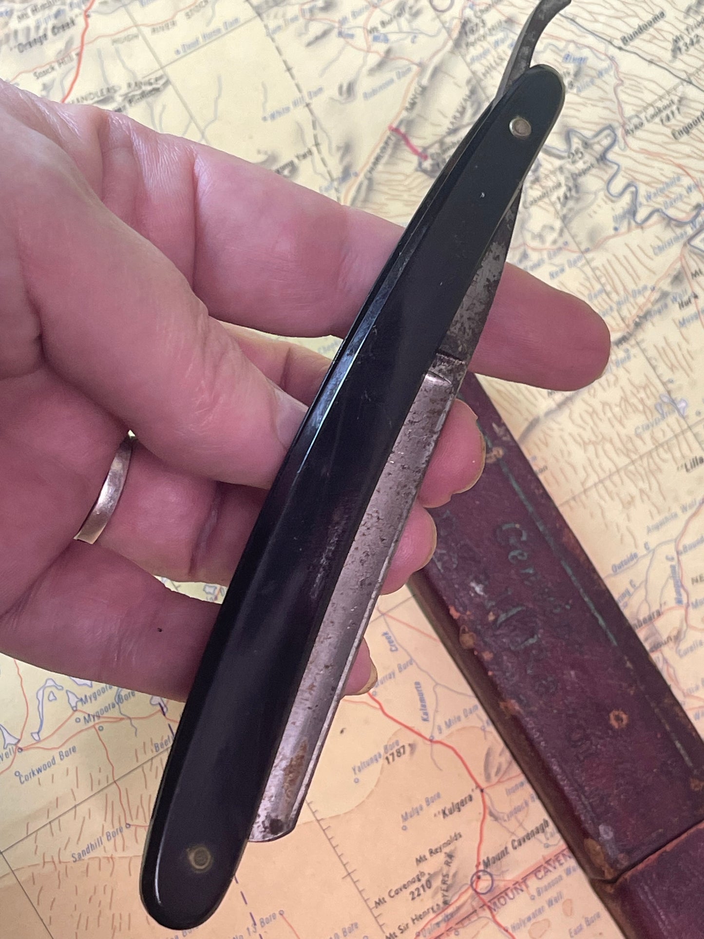 Antique Bengall Cut Throat Razor with Original Box