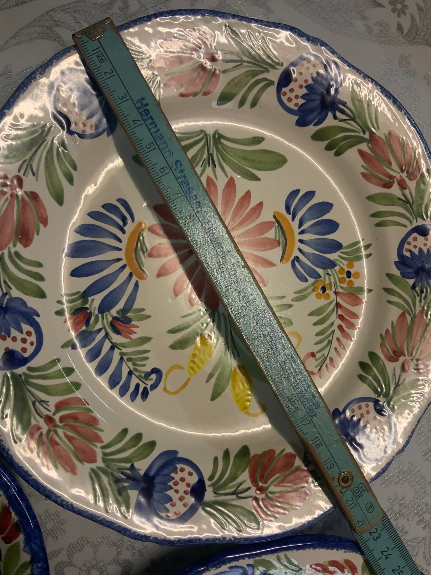 HB Quimper Faience Luncheon Plate 21 cm – Hand-Painted in France