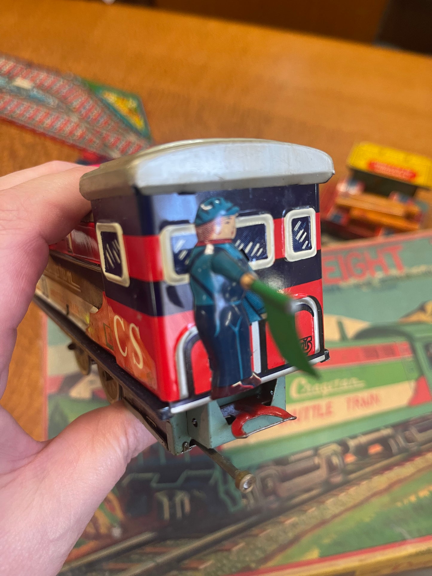 Vintage Shuttling freight train Battery OP Japan Tin Toy