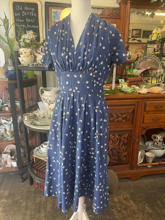 Vintage 50s blue silk Dress with spots Judy Lane Size 8-10