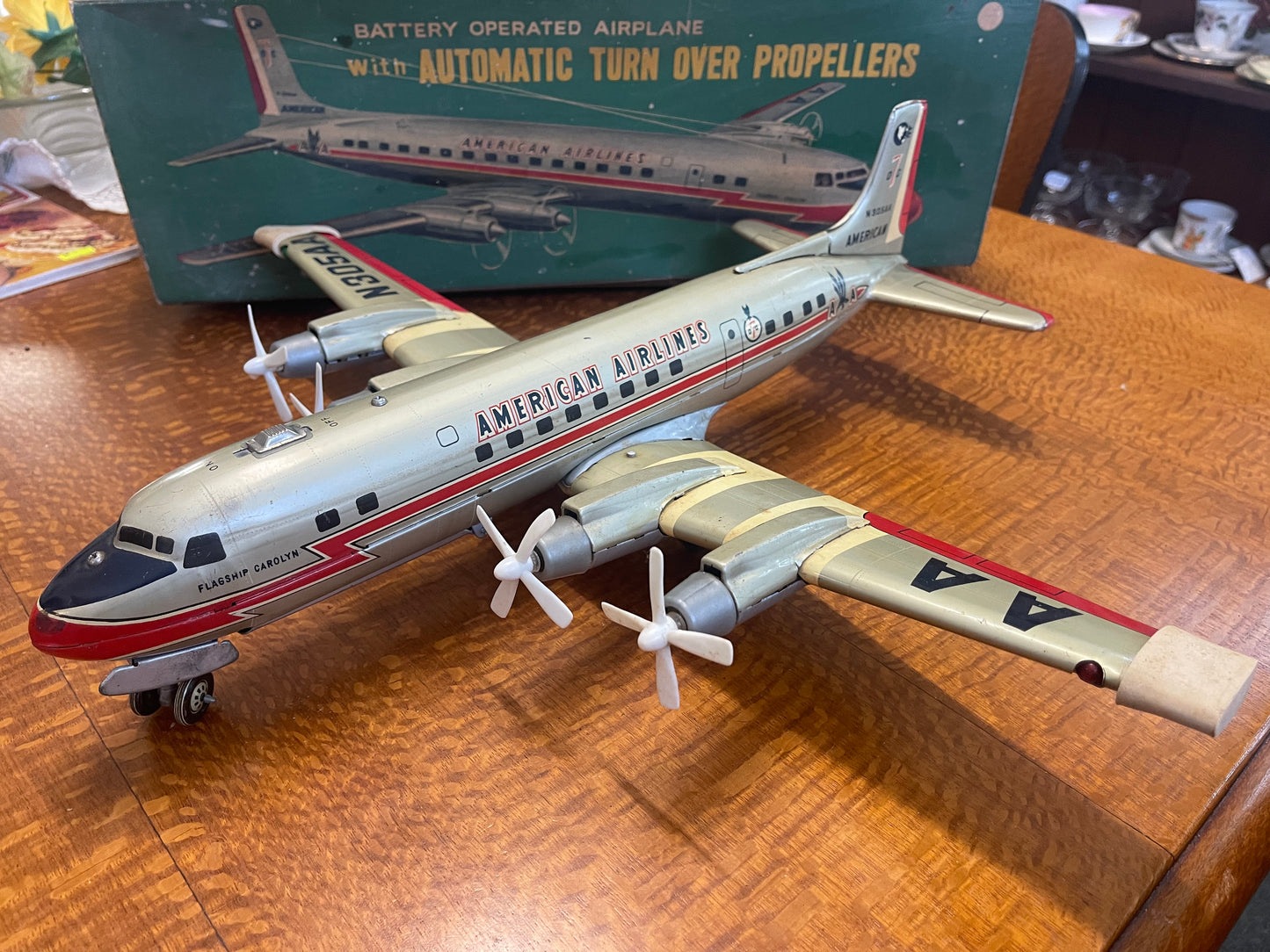 Vintage American Airlines plane Battery OP Japan Tin Toy