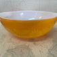 set of 2 Sunshine Daisy Pyrex bowls 1970s