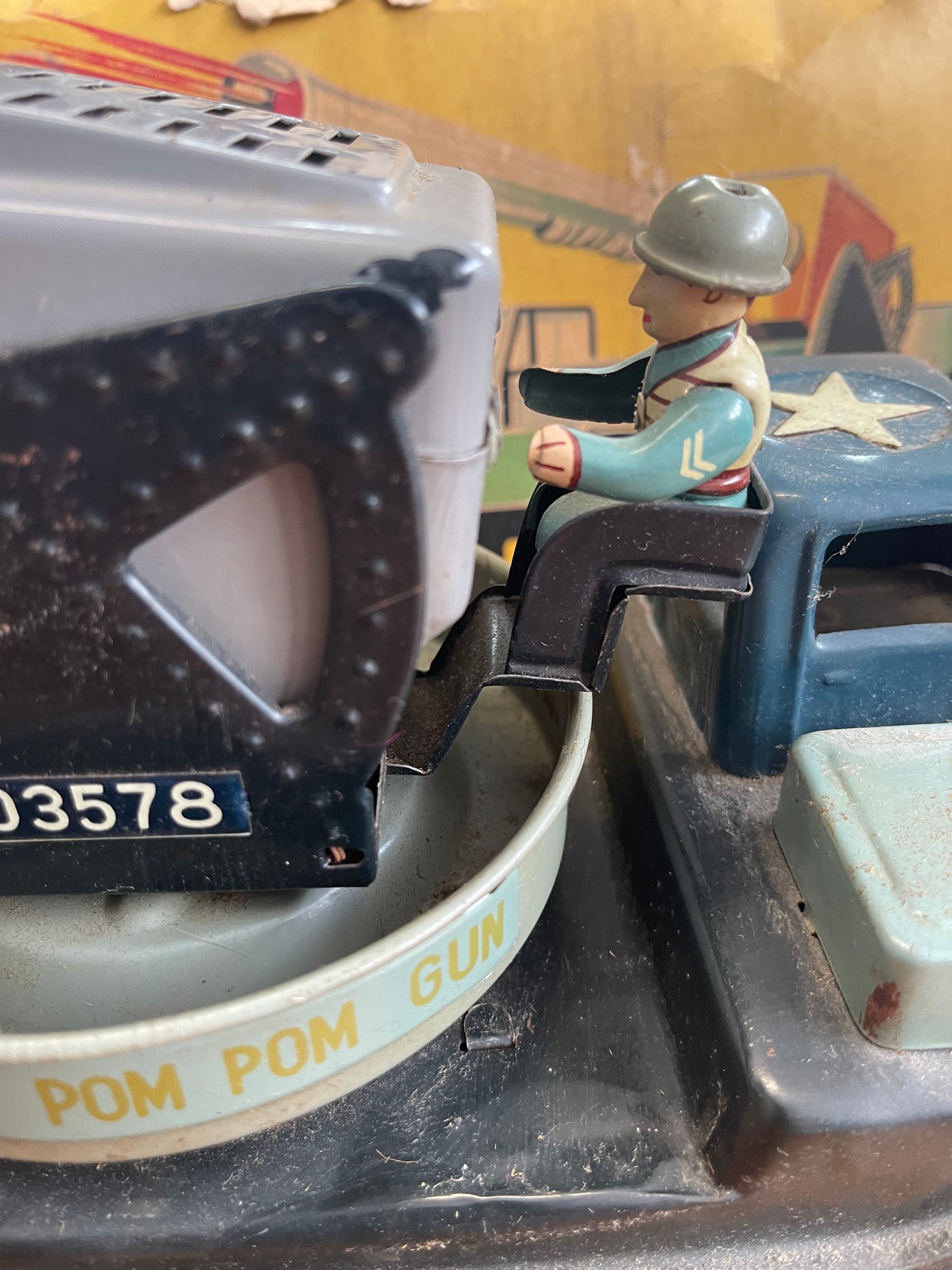 Vintage Air Defense Pom Pom Gun Battery OP Linemar Japan Truck Tin Toy