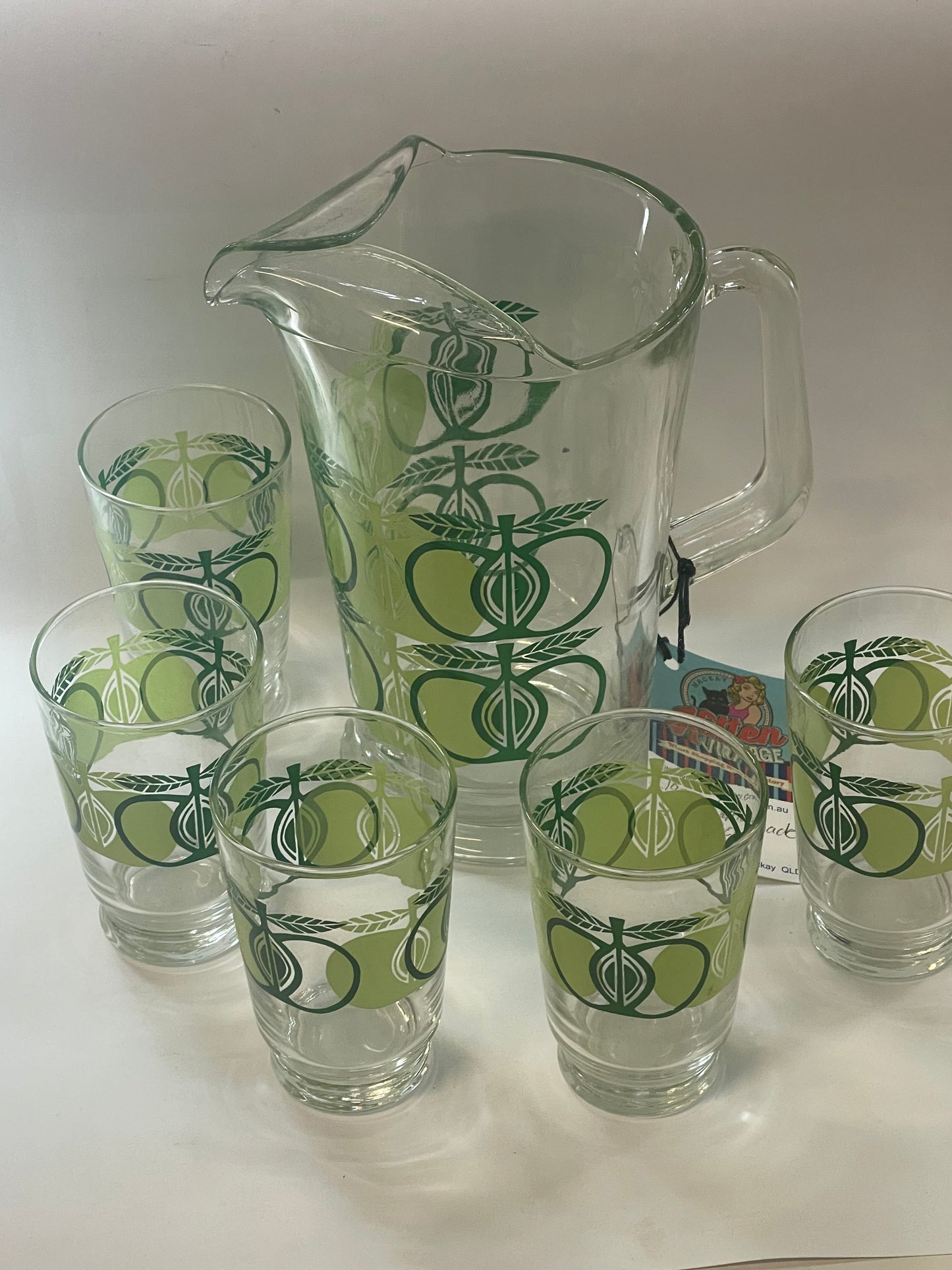 Vintage 1970s Glass jug and six Glasses with green apples